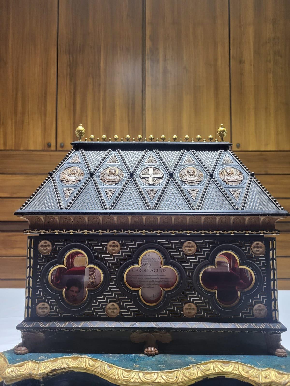 reliquia Carlo Acutis
